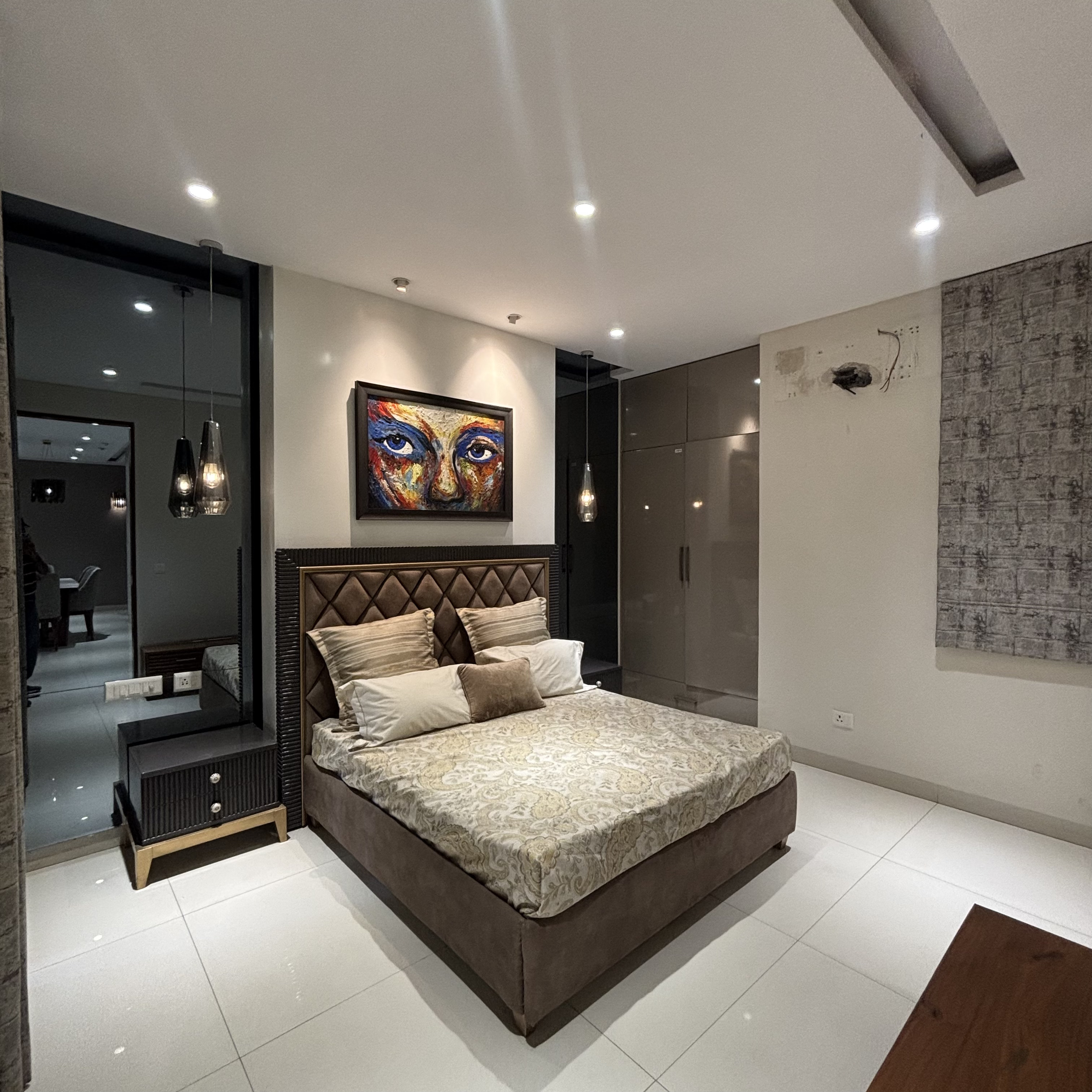 Gallery 10