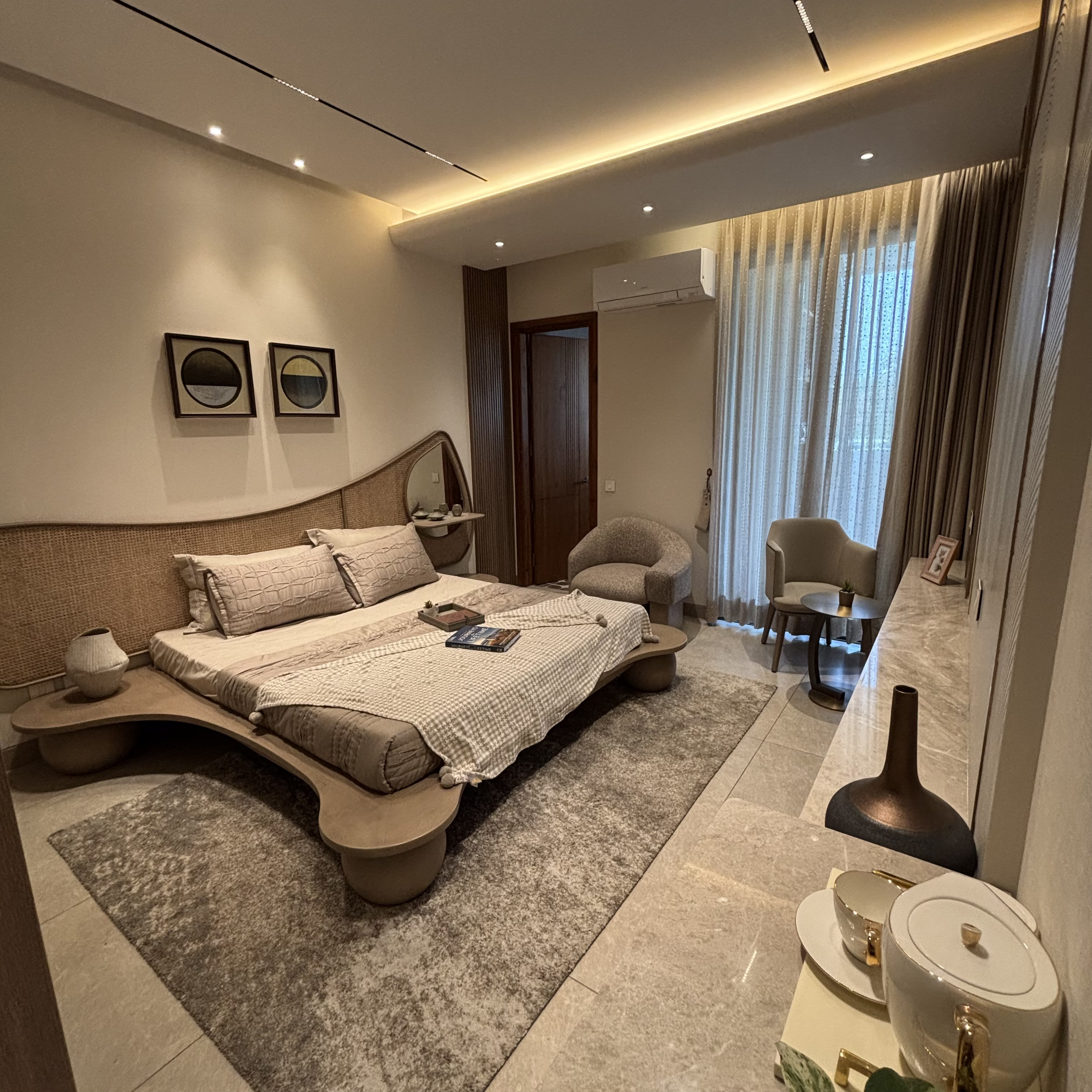 Gallery 9